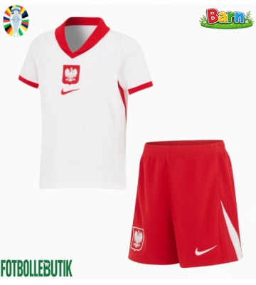 Polen Hemmaställ Barn EM 2024 Kortärmad (+ Korta byxor)